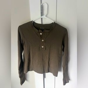 Brandy Melville long sleeve NWT